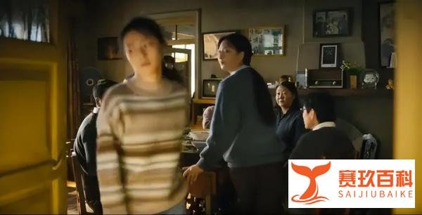 《人世间》殷桃养3个孩子,2个考上清华,命太好,令人唏嘘不已