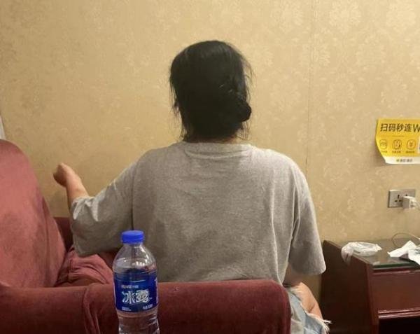 巴厘岛命案男方遗体在当地火化，和母亲最后聊天记录曝光