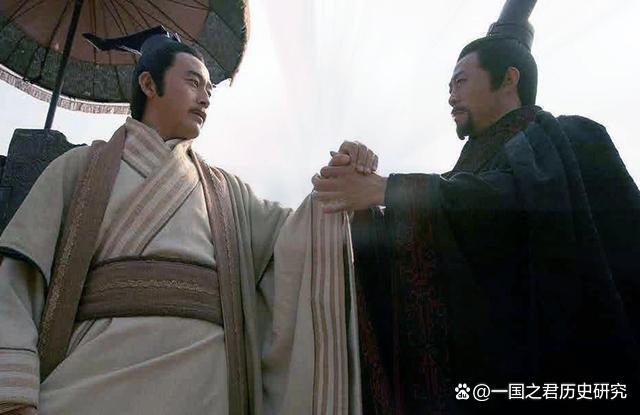 从秦孝公到秦始皇先后七位秦国君主，谁的成就最大？谁的能力最强？