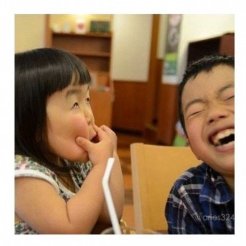 这个女孩是谁？