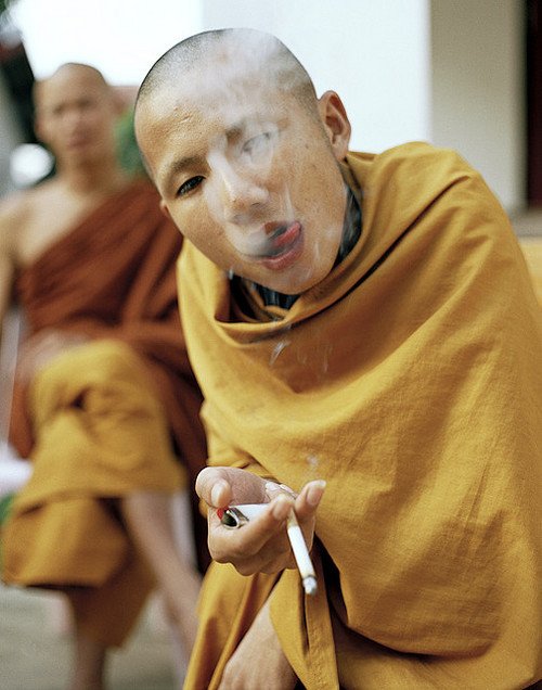 谁有这个真人QQ秀的原图,可以麻烦发给我嘛？谢谢了0.0
