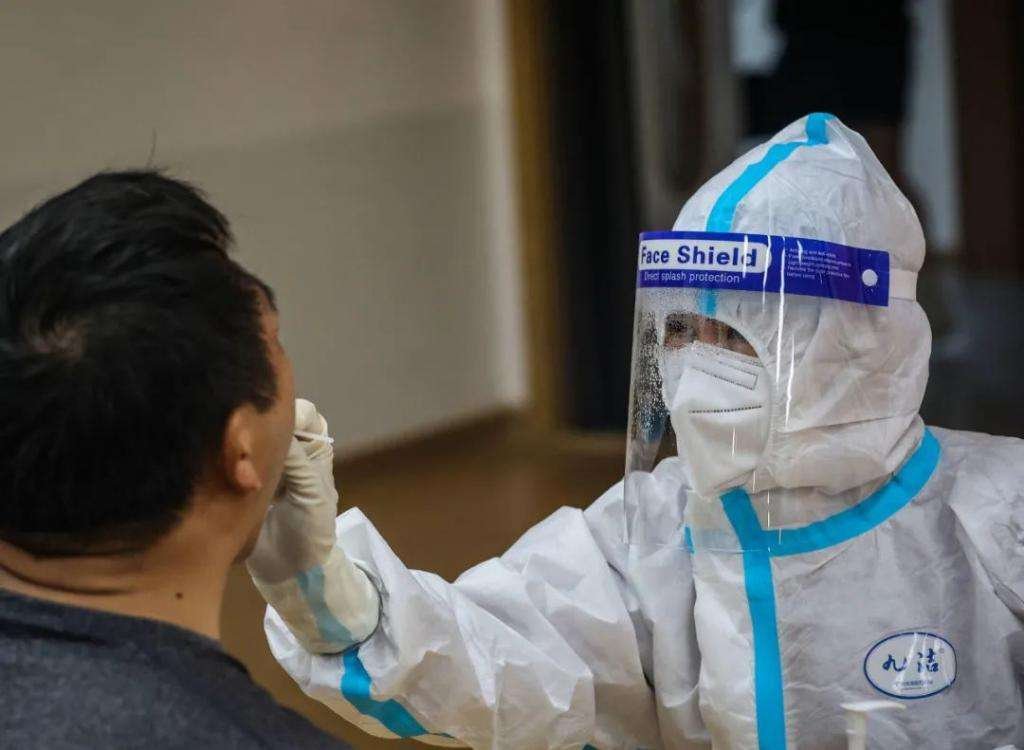 多地要求低风险地区返乡也需核检，这件事情是真的吗？