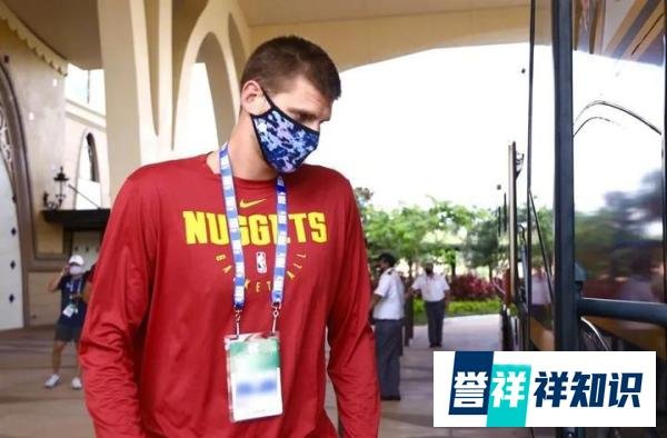 再见了，五花肉！约基奇暴瘦后首次公开训练！他真的起飞了