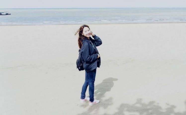 江映蓉海边拍MV险出事，去海边玩的时候我们应该注意些什么？
