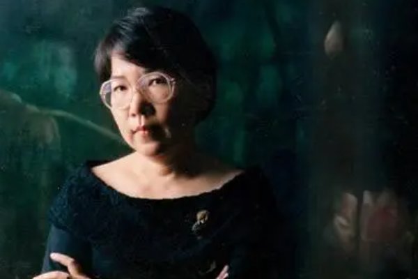 席慕容晓镜怎么解读