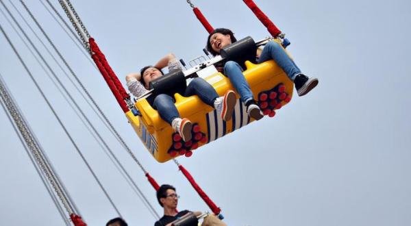 五一国内出游有望达2亿人次,黄金假期去哪玩?一票难求家里蹲