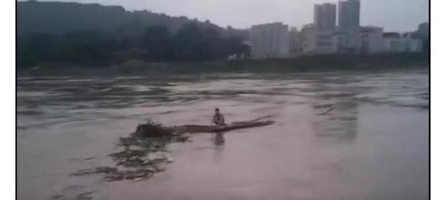 跳江女子81公里生死漂流,她是如何被发现的?
