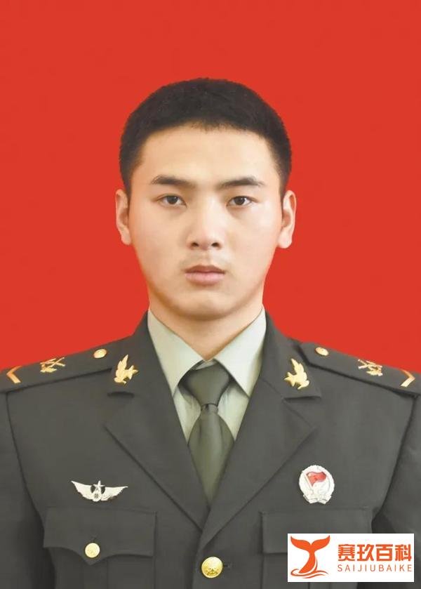 “95后”中士荣立一等功，喜报到家！