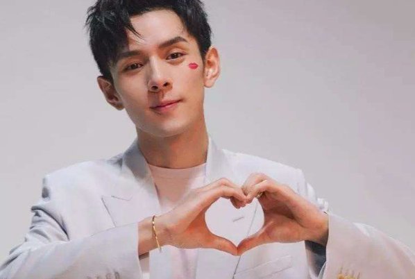 网络人气李佳琦增补为上海青联委员，他符合上海青联委员的标准吗？