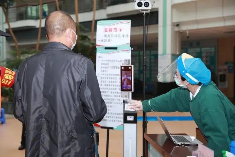 代表建议全国健康码统一，这有利于什么？
