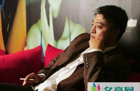 柯受良怎么去世的 柯受良去世葬礼现场