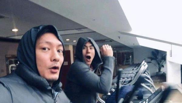 余文乐祝彭于晏早日脱单 这是咋情况？