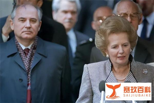 英女王去世,阿根廷一主持人却开香槟庆祝,这么大仇吗?