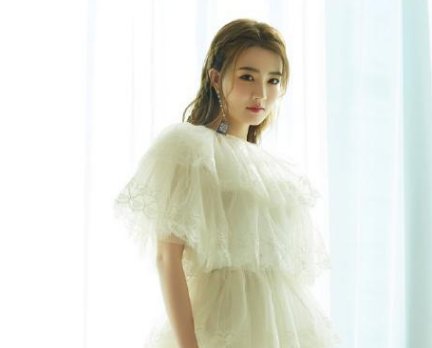 “白富美”徐璐,连杨幂都羡慕的女艺人,她到底什么来头?