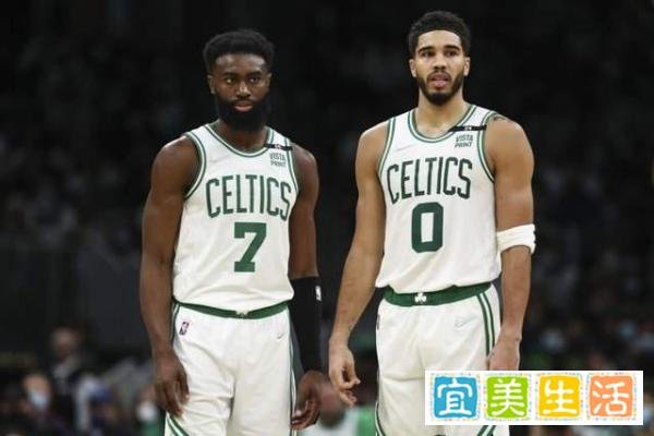 含沙射影！无缘季后赛不该入选最佳阵容！塔图姆直言詹姆斯却躺枪