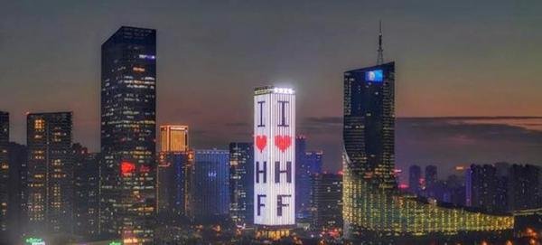 哪有什么“恶意返乡”，只有“光明正大”地来