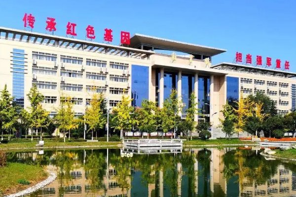 西安空军工程大学是一本吗？