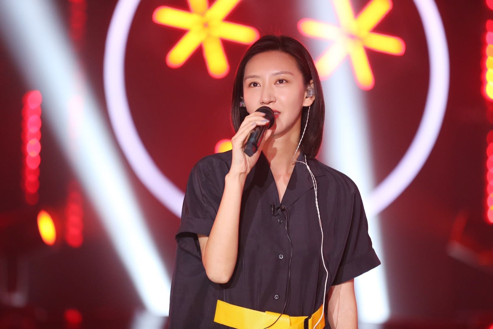 唐一菲从《演员请就位》退赛，她退赛的原因是什么？