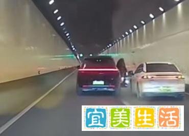 隧道惊魂！车门突开疑似恶意别车，网友怒了：必须严惩！