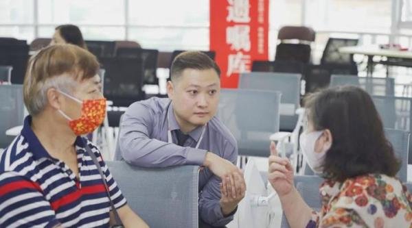 百万粉丝网红去世，女儿得知遗嘱后拒绝参加追悼会