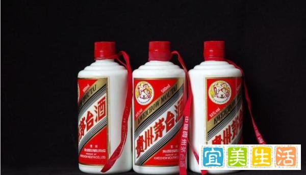 男子潜入别墅偷走44箱茅台，获刑有期徒刑十年六个月