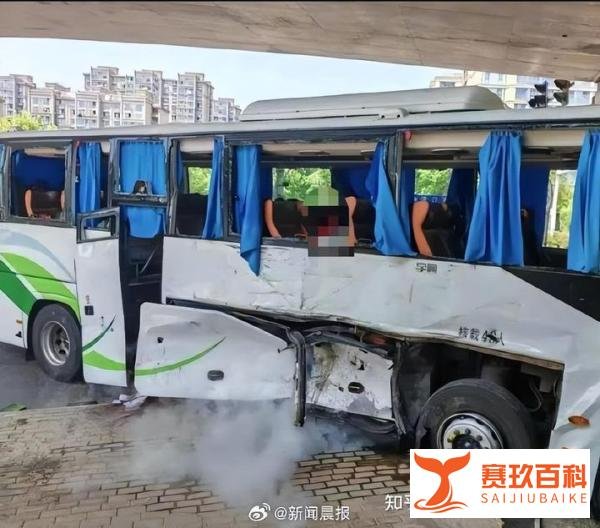 媒体评：南通大巴车祸，红绿灯故障责任也应明确