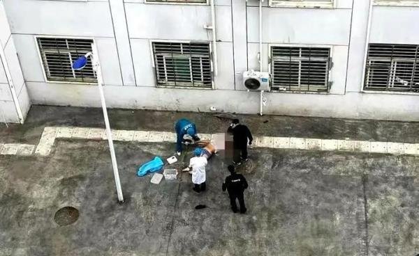 信阳学院一名大二学生清晨坠亡，他遭遇了网贷还是诈骗？