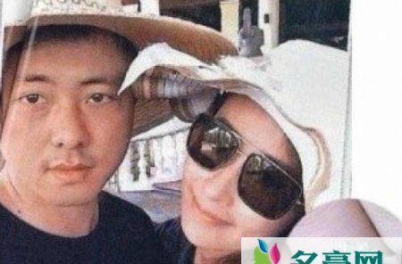 吴佩慈未婚先孕被甩事件 吴佩慈产女后被甩