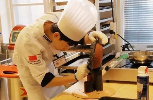 烘焙师要学多久