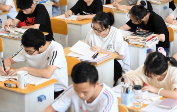 2019年江苏高考人数