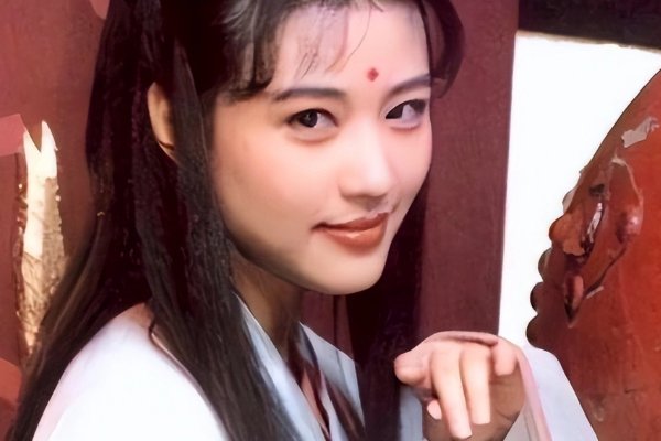 周海媚生平角色回顾