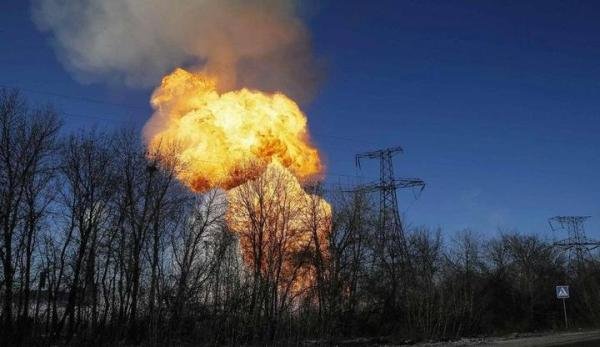 乌克兰多地爆炸 民众连夜逃离 这是咋情况?