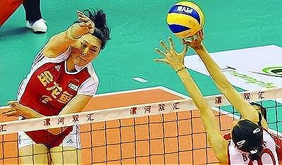 日本女排美女木村纱织当年被王一梅两次扣晕,是怎么回事?