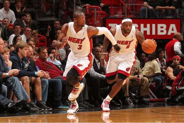 如何看待奥巴马祝贺詹姆斯夺冠的举动呢？