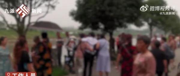 女生因狗掉河喊救命男孩下河后溺亡 这是咋情况？