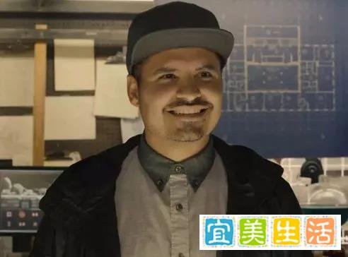 《蚁人2:黄蜂女现身》唯一的看点是彩蛋,剧情千篇一律就不谈了