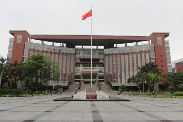 暨南大学2021录取分数线