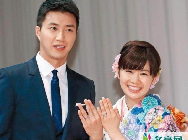 福原爱挺孕肚领奖 网友看肚子分辩宝宝是男是女