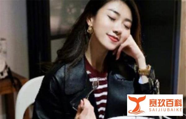 郑恺的前女友程晓玥：身价上亿住大别墅，个人魅力超越苗苗