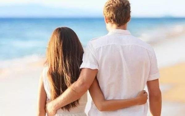 为什么男人总要背着自己的媳妇出去找别的女人？