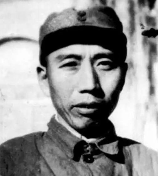 少将旅长被俘,王震亲自松绑,同住一屋如朋友,一夜被感化