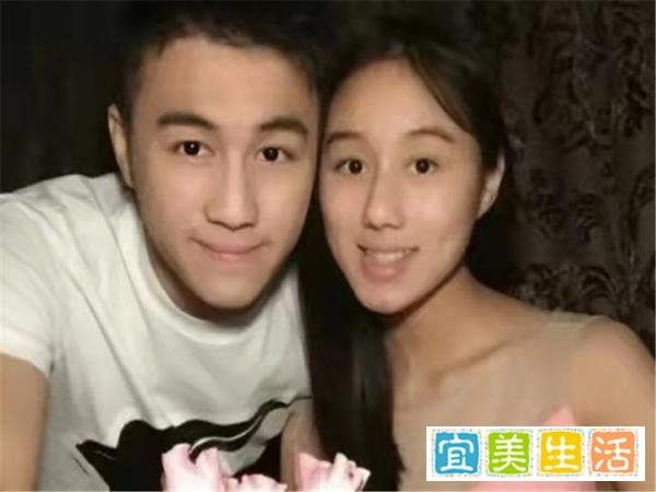 何猷君为赌王小女儿报喜，原来是考上清华研究生了，有钱还貌美