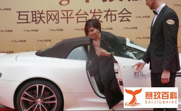 46岁泳坛金花现状,夺奥运游泳首金,二婚后事业上巅峰,今很幸福