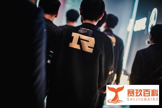 RNG强势3-1击败FPX,从战术到执行力,FPX都差RNG一大截