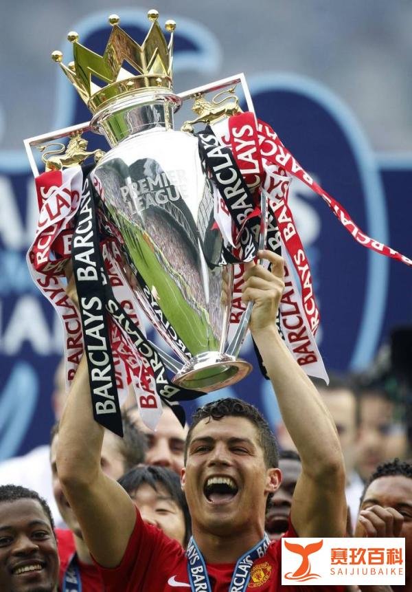 今日图集：永远的罗三岁！CR7 35岁生日快乐