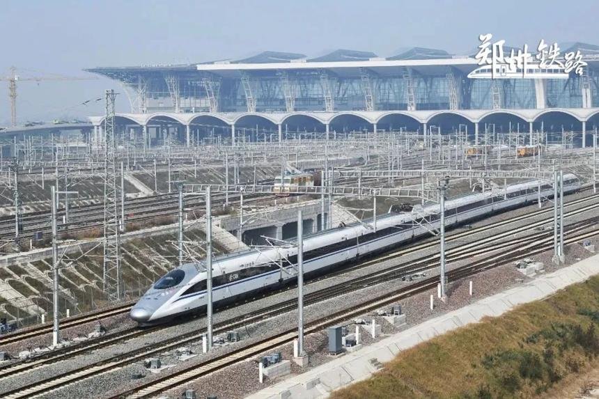 郑州去厦门坐飞机还是高铁方便