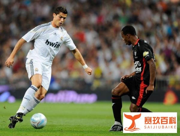 今日图集：永远的罗三岁！CR7 35岁生日快乐