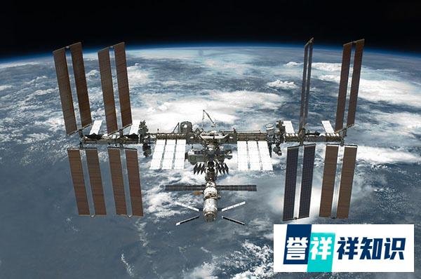 痴迷于太空而又洒脱不羁的亿万富翁——前泽友作