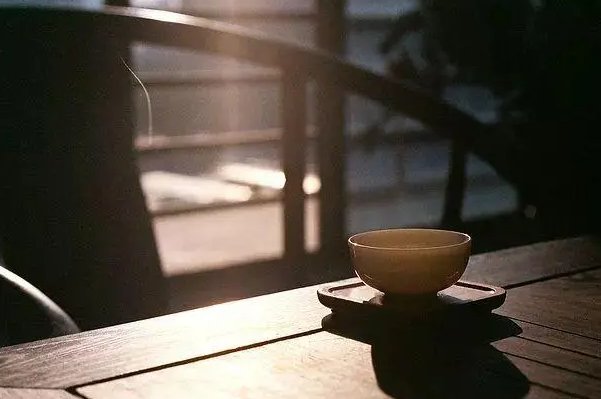 定然的意思是什么