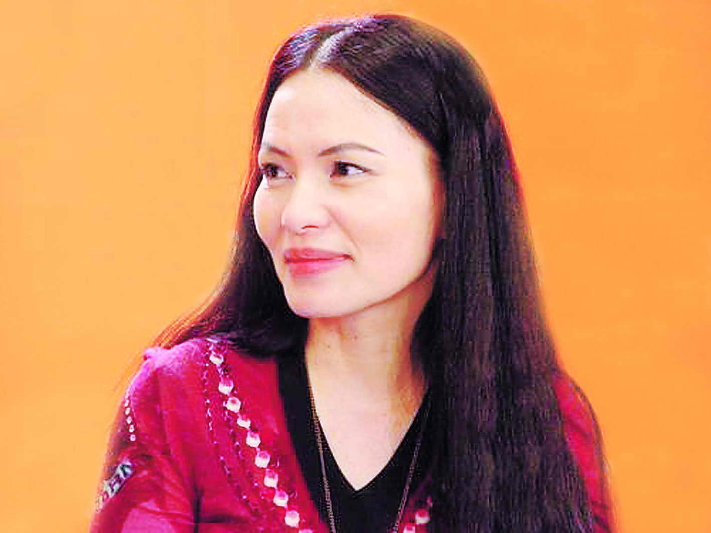 “我是不是你最深爱的人，你为什么不说话” 这是哪首歌的歌词！